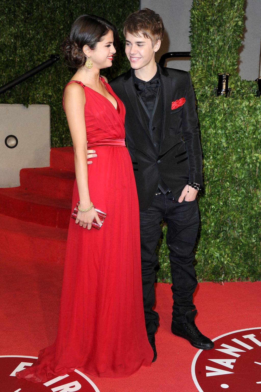 É a semana dos sonhos de Bieber, diz fonte sobre dias com Selena