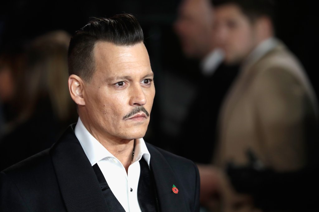 Diretor de “Animais Fantásticos” defende Johnny Depp no filme