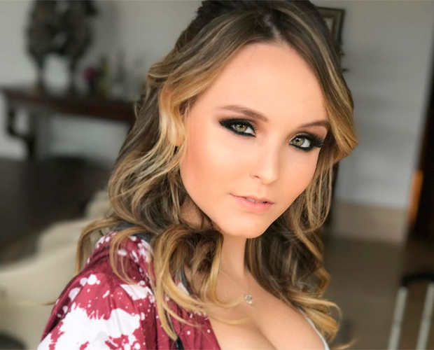 Olha ela! Larissa Manoela fica morena para nova novela!