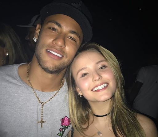 Larissa Manoela e Neymar são muito amigos em Paris