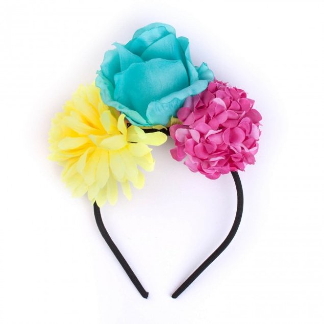 <a href="https://www.amomuito.com/acessorios-de-cabelo/arco/arco-frida-tripla-33576.html">Amo Muito</a> (R$ 52,90*). <a href="https://www.amomuito.com/acessorios-de-cabelo/arco/arco-frida-tripla-33576.html">Amo Muito</a> (R$ 52,90*).
