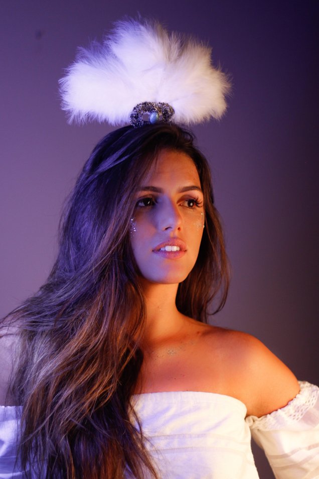 <a href="http://bordo.iluria.com/pd-52b72e-arco-passista-lux.html?ct=&p=1&s=1">Bordô</a> (R$ 98*). <a href="http://bordo.iluria.com/pd-52b72e-arco-passista-lux.html?ct=&p=1&s=1">Bordô</a> (R$ 98*).