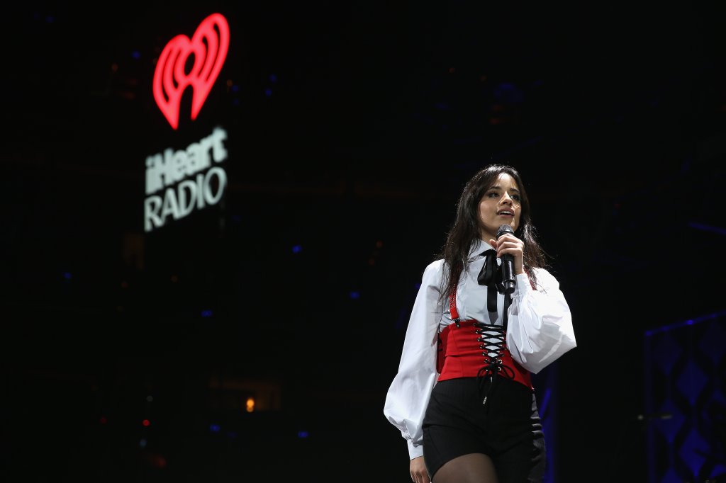 Camila Cabello fala pela 1ª vez sobre shade de Fifth Harmony