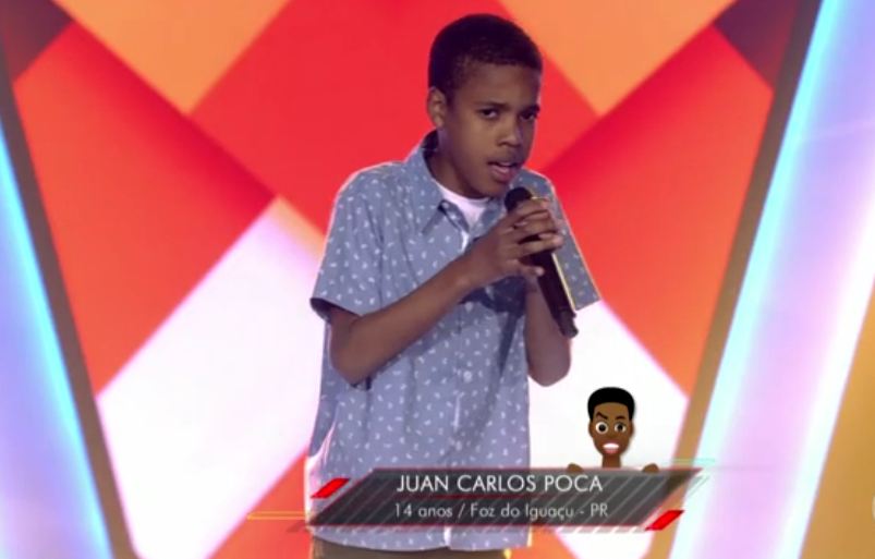 Finalista do The Voice Kids se despede da irmã morta em incêndio