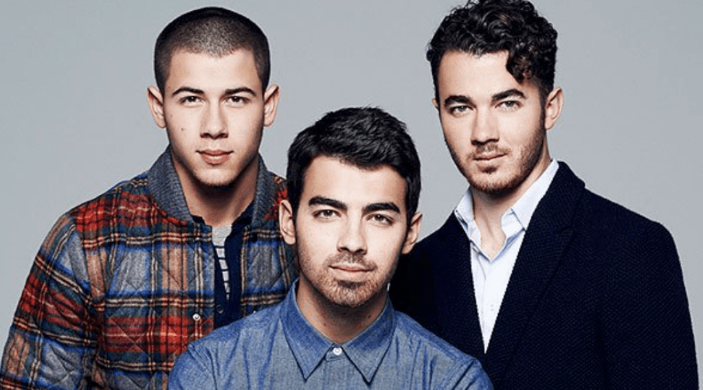 Nick Jonas revela qual música do Jonas Brothers menos gosta