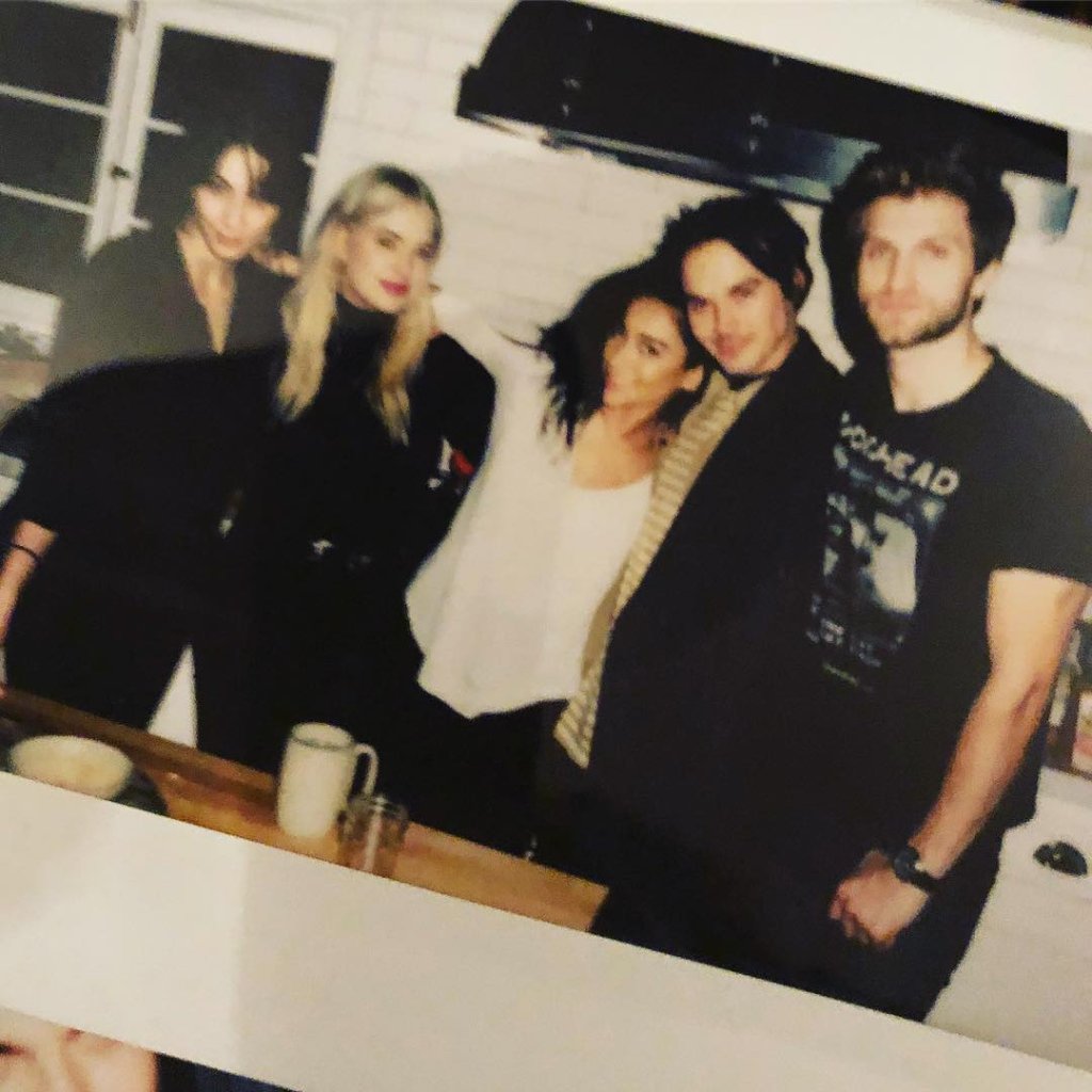 Elenco de Pretty Little Liars se reúne e prova que nada mudou