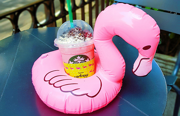 Sambalelê! Starbucks lança Frappuccino com gostinho de Carnaval