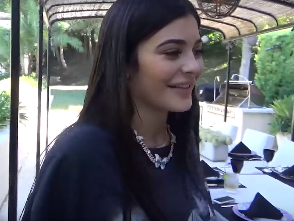 Kylie Jenner agora é a dona da foto mais curtida do Instagram