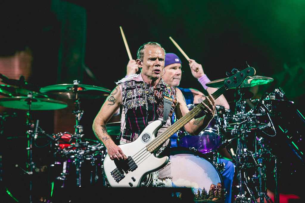 flea-chad-red-hot-chili-peppers-lollapalooza-brasil-2018