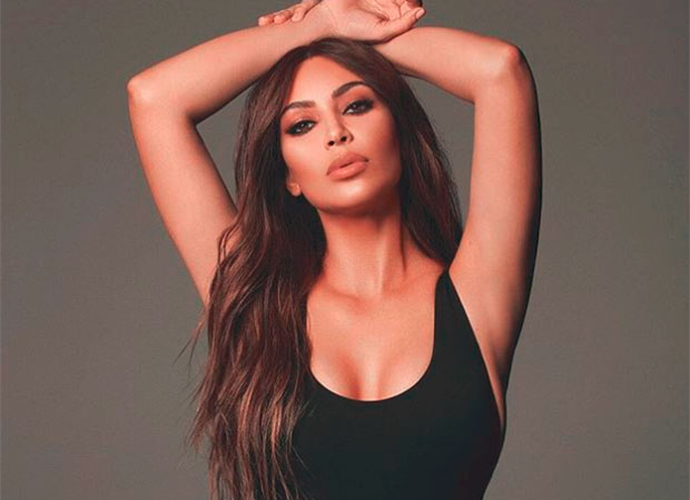 kim-kardashian-perfume-embalagem-corpo