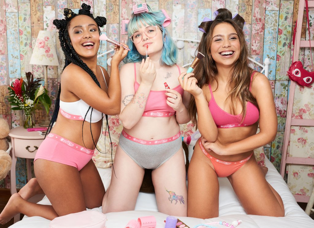 CAPRICHO e Marcyn lançam lingeries descoladas com campanha GIRL POWER