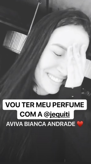 bianca-andrade-perfume