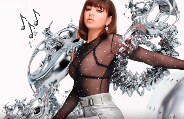 Charli XCX festeja até de manhã em nova música ‘5 In The Morning’