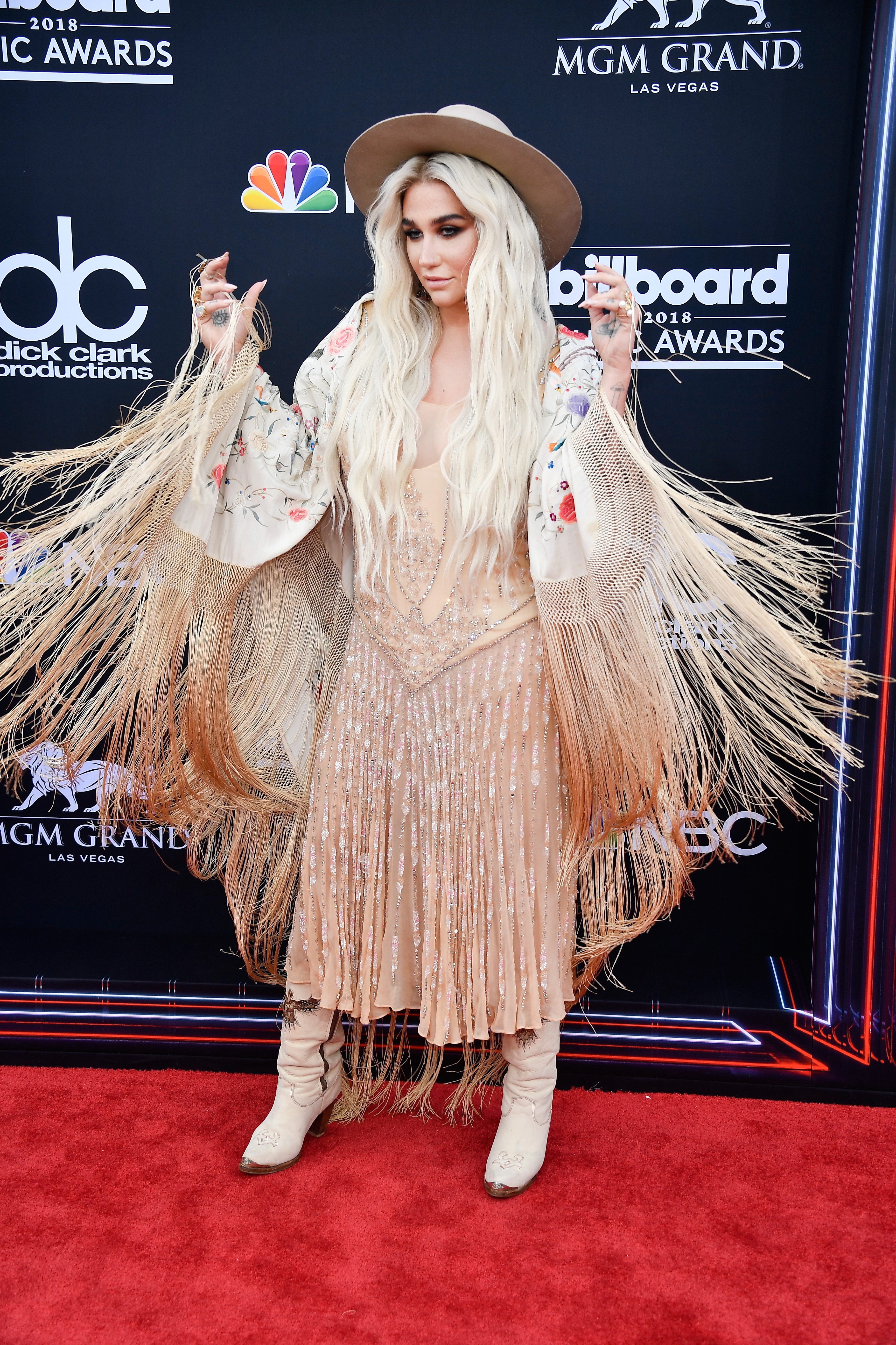 kesha-look-2018-Billboard-Music-Awards