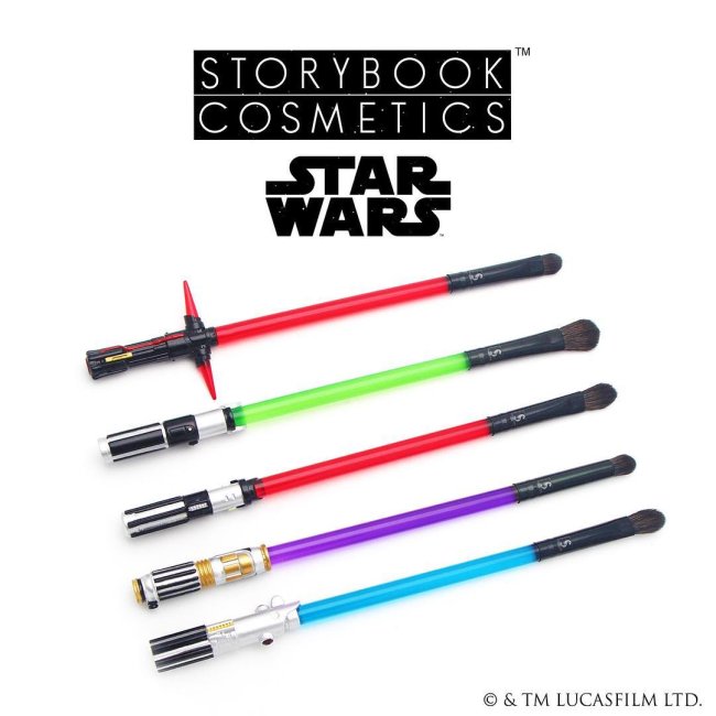 pincel-de-maquiagem-sabre-de-luz-star-wars pincel-de-maquiagem-sabre-de-luz-star-wars