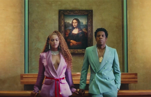 Para tudo! Beyoncé acaba de lançar seu novo álbum (e ela fechou o Louvre!)