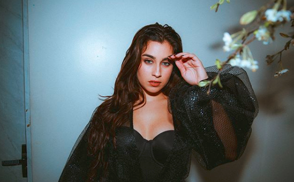 Lauren Jauregui diz qual a única pessoa que ela conversa de Fifth Harmony