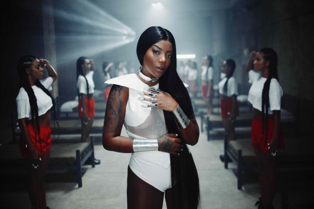 Todos os segredos do figurino do novo clipe da Ludmilla, “Jogando Sujo”