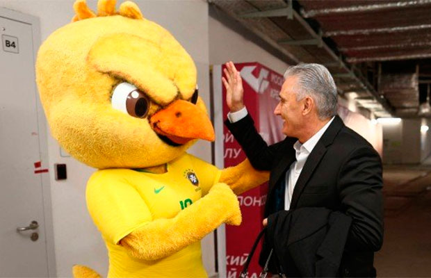 Meme Canarinho Pistola e Tite