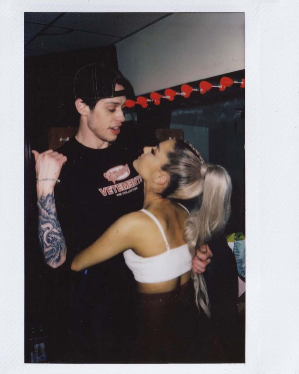 ariana-grande-pete-davidson-manchester