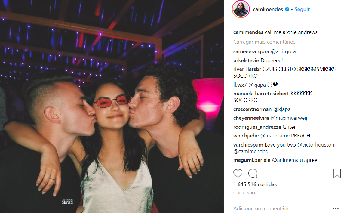 camila-mendes-boy