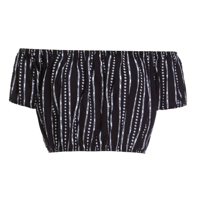 Cropped Larissa Manoela para Riachuelo (R$ 59,90*). Cropped Larissa Manoela para Riachuelo (R$ 59,90*).