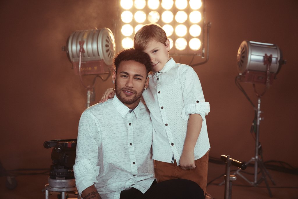 Davi Lucca está muito modelo em campanha de Dia dos Pais com Neymar