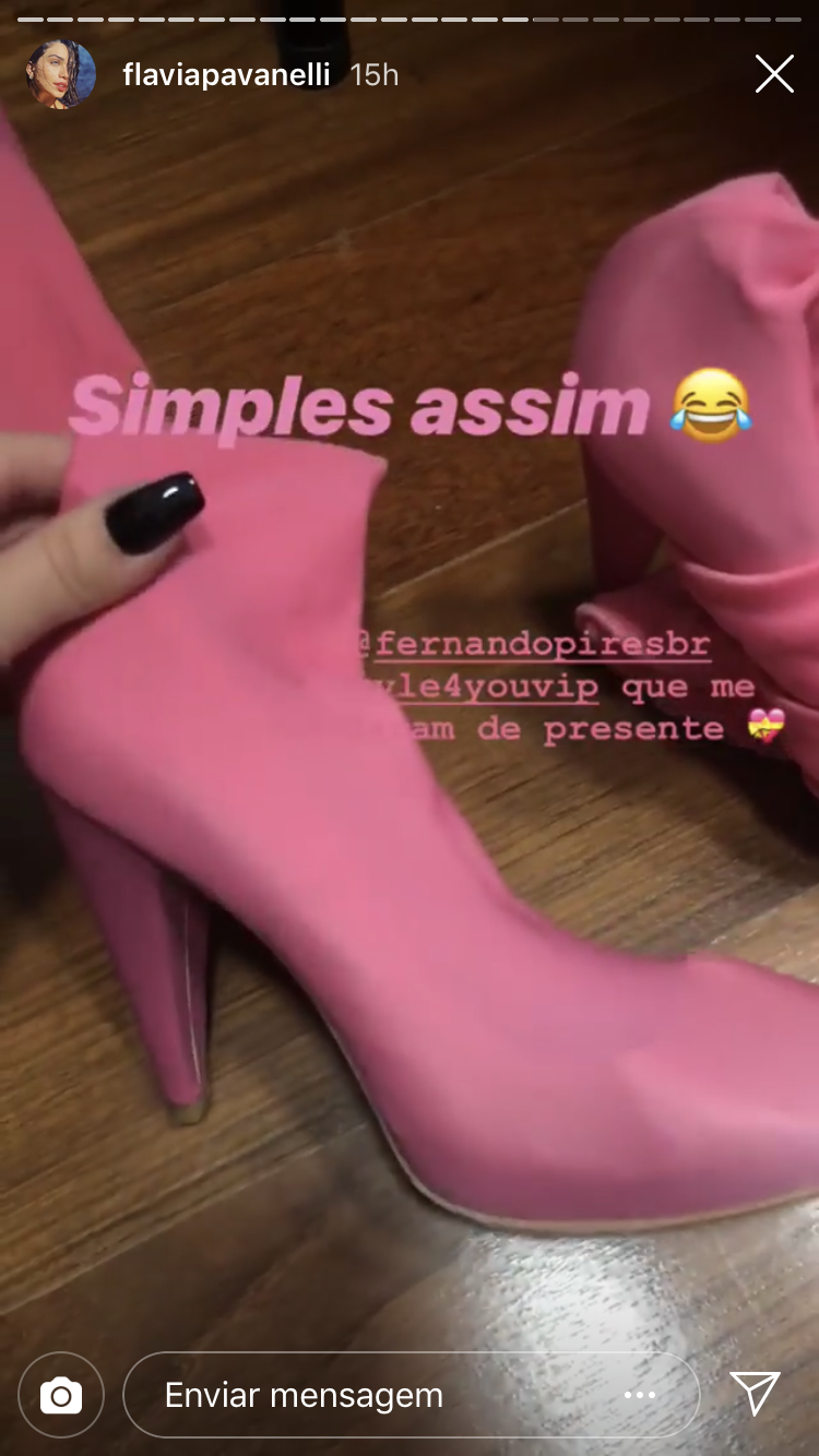 flavia-pavanelli-bota-meia Fla Pavanelli explica o segredo de sua bota-meia