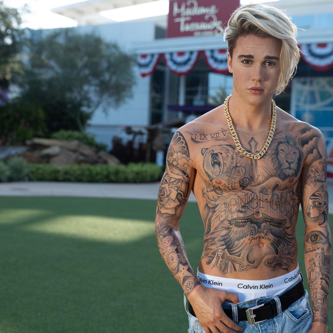 justin-bieber-estatua-de-cera-madame-tussauds justin-bieber-estatua-de-cera-madame-tussauds