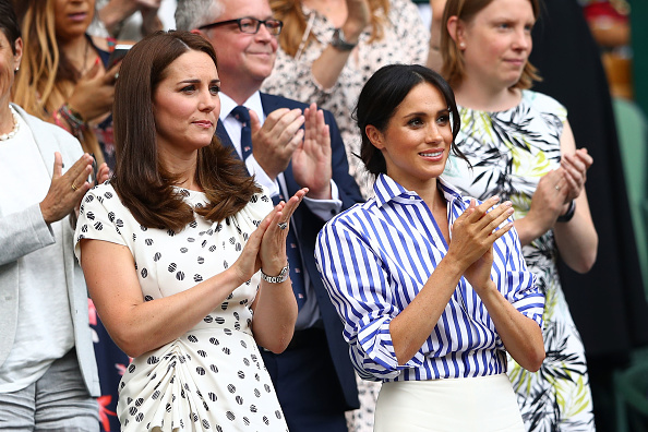 Meghan Markle e Kate Middleton curtem juntas final feminina de Wimbledon