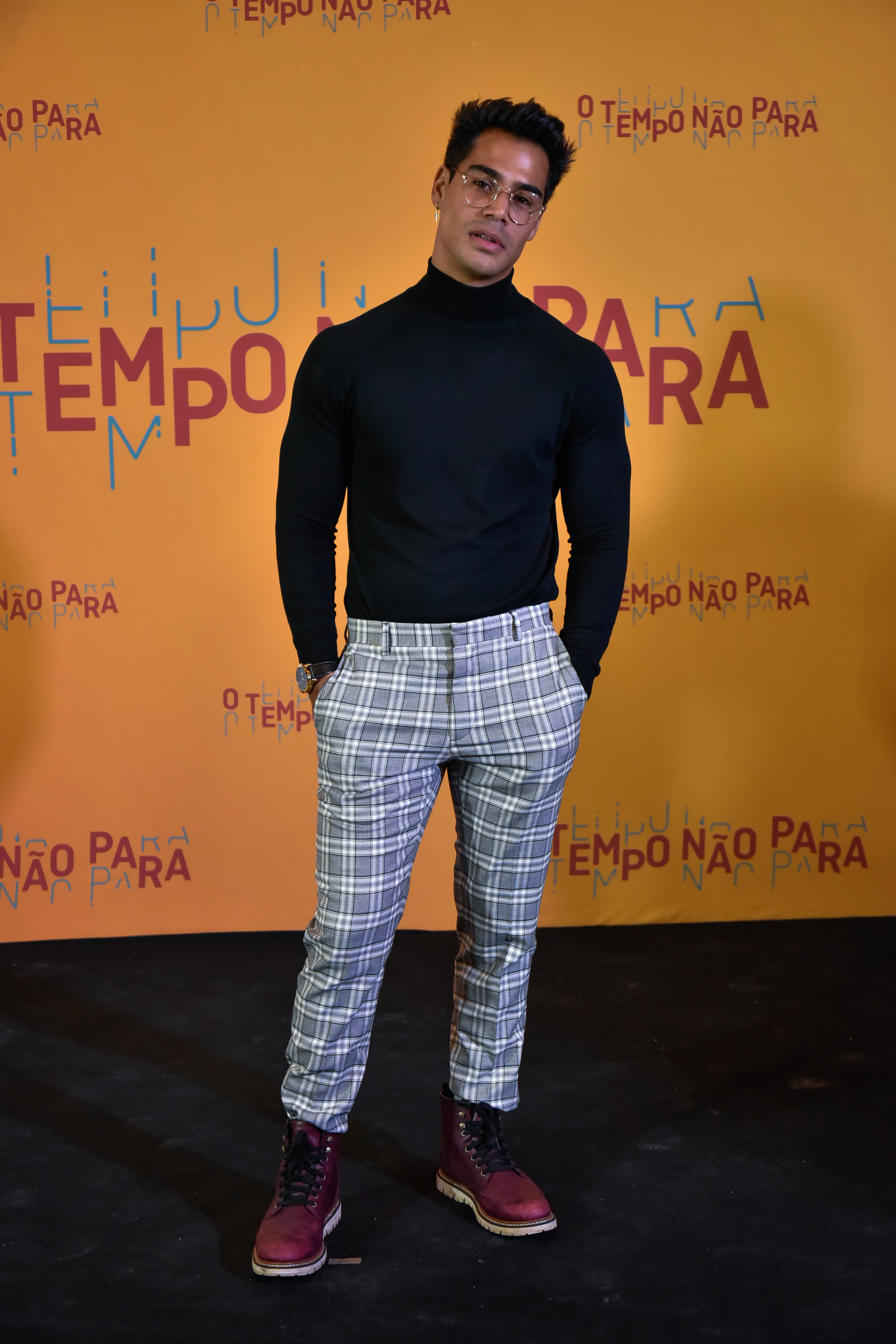 micael-borges-o-tempo-nao-para micael-borges-o-tempo-nao-para