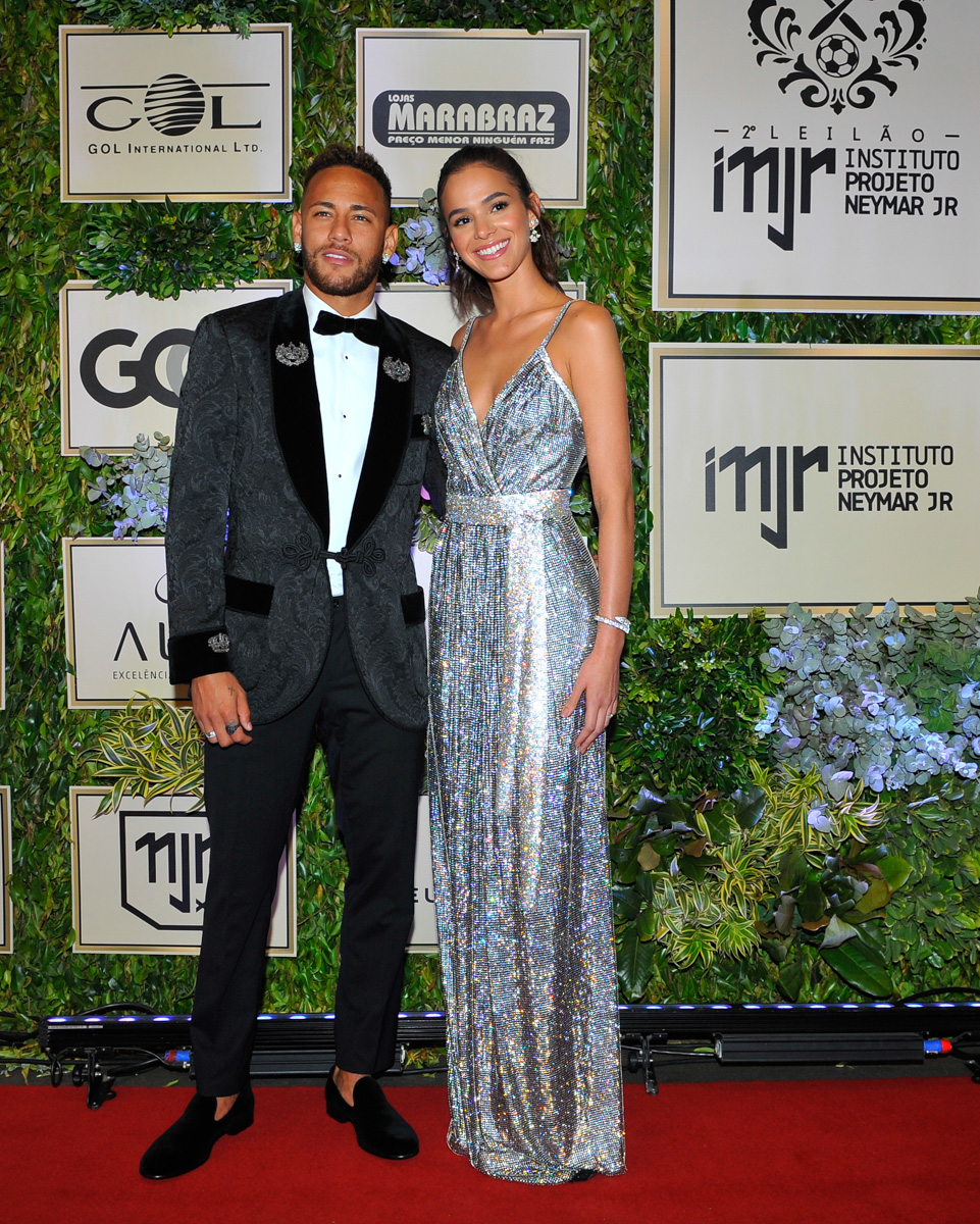 Neymar manda apoio a Bruna Marquezine após desabafos da atriz nas redes