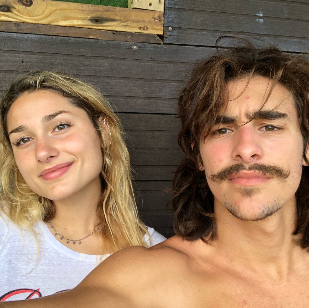 Sasha e Bruno Montaleone estão puro amorzinho em Fernando de Noronha