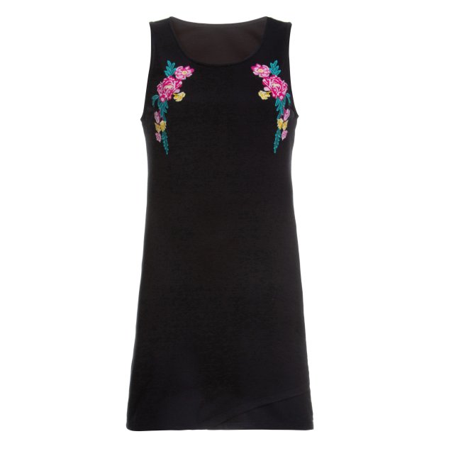 Vestido Larissa Manoela para Riachuelo (R$ 79,90*). Vestido Larissa Manoela para Riachuelo (R$ 79,90*).