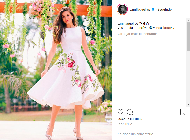 Camila Queiroz escolheu presente exclusivo para as madrinhas do casamento