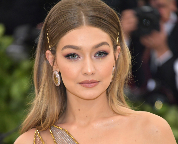 Gigi Hadid vence processo movido por paparazzo