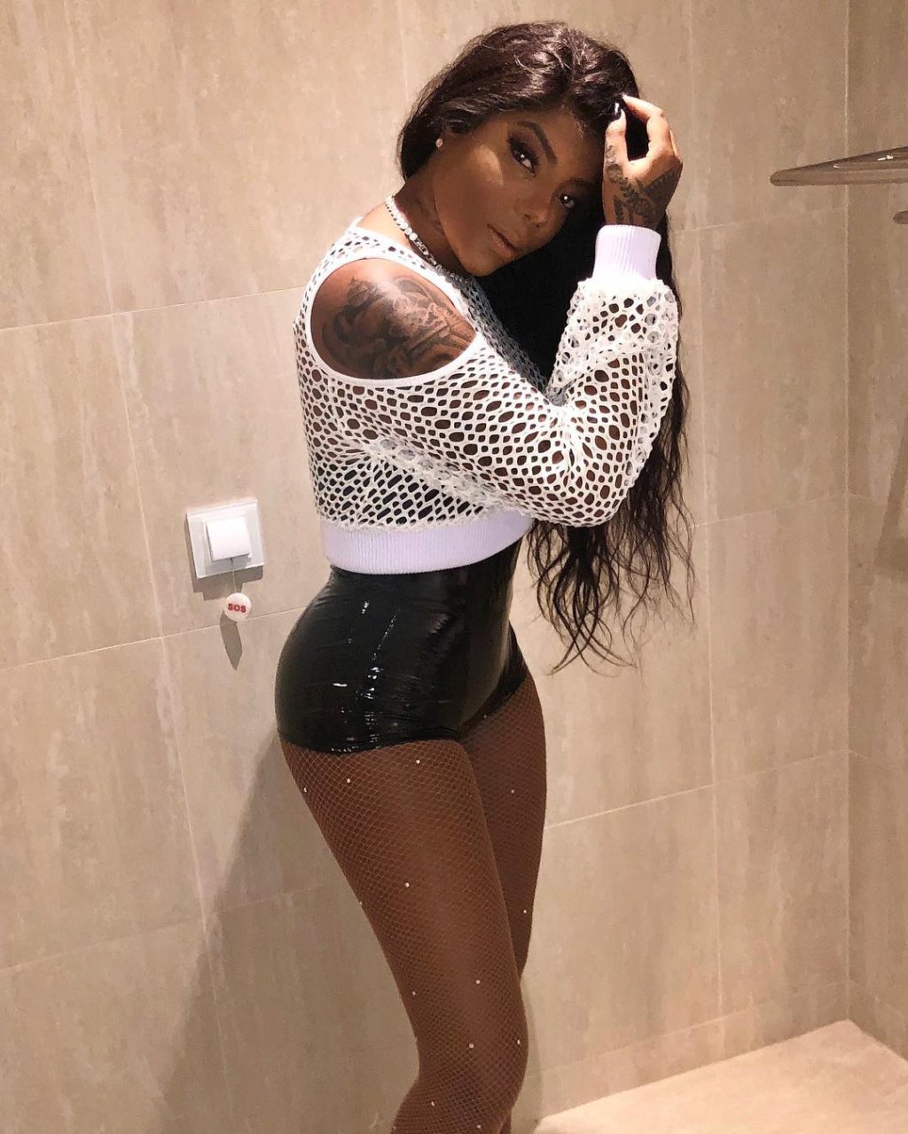 A foto da Ludmilla dormindo viralizou pelo melhor motivo