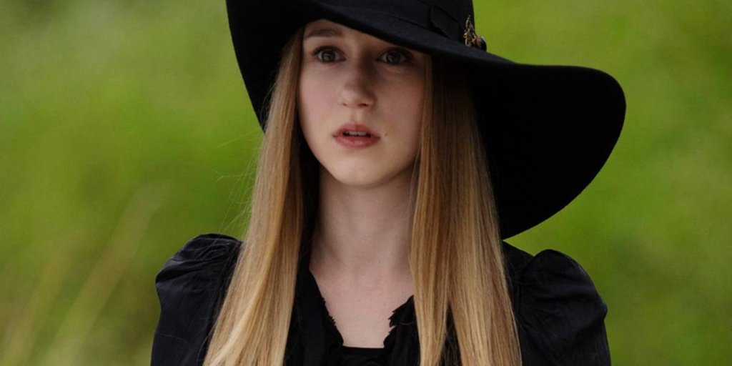 Taissa Farmiga teve uma experiência sobrenatural nas gravações de AHS