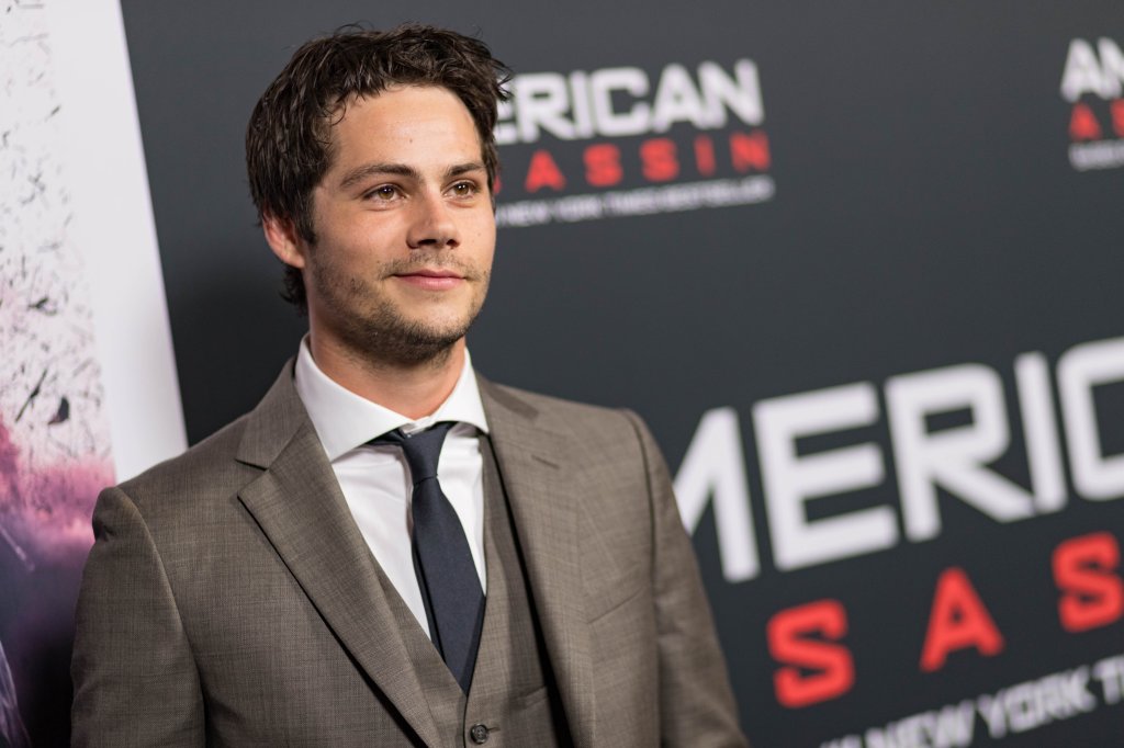 Dylan O’Brien está loiro e mostrou a transformação em um vídeo perfeito