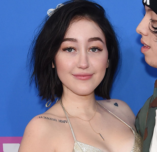 vma-2018-make-cabelo-famosas-noah-cyrus