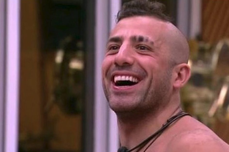 Após 7 anos, Kaysar Dadour finalmente reencontrará a família no Brasil!