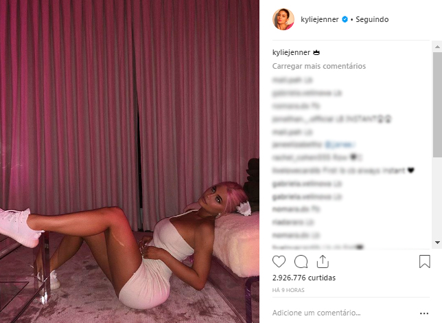 kylie-jenner-instagram-cabelo-rosa-2