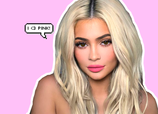 Kylie Jenner impressionou todo mundo com fantasia de Barbie no Halloween!