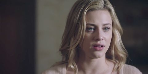 Não estamos sabendo lidar com esse beijo que rolou em Riverdale