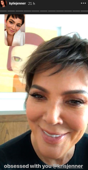 kylie-jenner-cabelo-curto-kris-jenner-1 kylie-jenner-cabelo-curto-kris-jenner-1