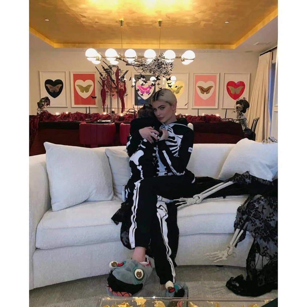 Kylie Jenner e Stormi Webster no Halloween 2018.