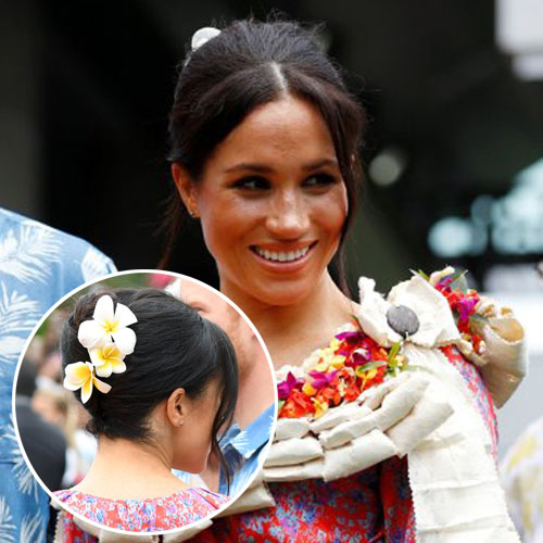 meghan-markle-acessorio-cabelo-flor meghan-markle-acessorio-cabelo-flor