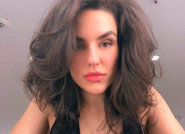 Kéfera posta foto nua nas redes e manda recado: “Meu corpo, minhas regras”