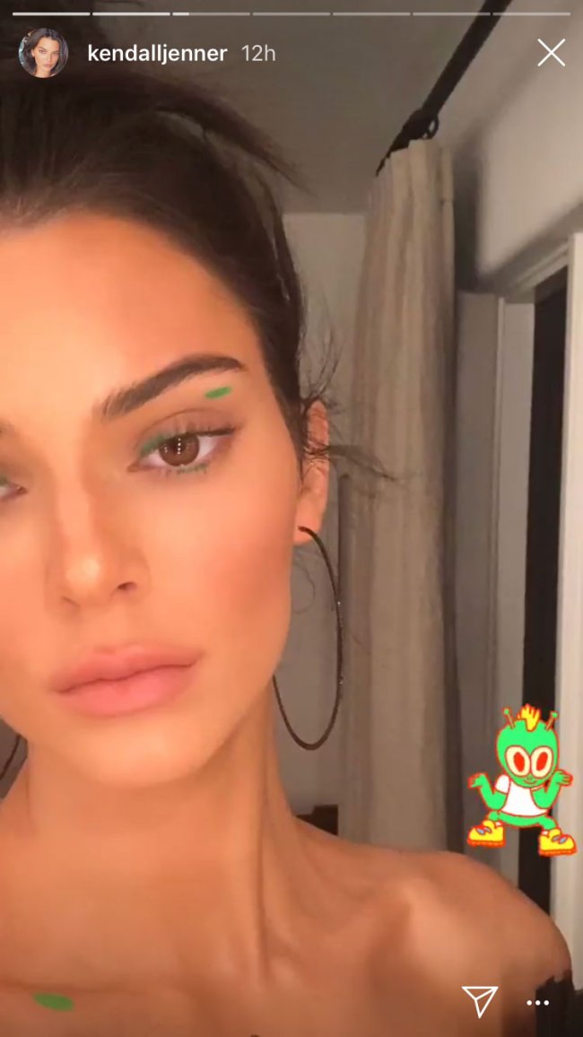 kendall-jenner-make-peoples-choice-awards kendall-jenner-make-peoples-choice-awards