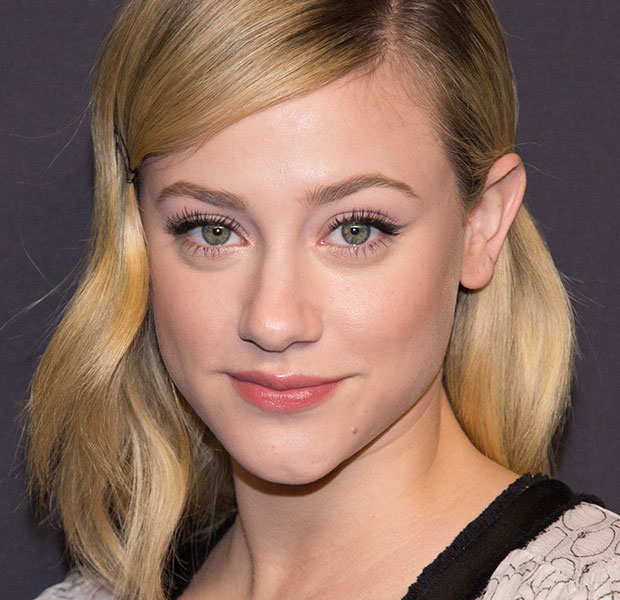 makes-basicos-lili-reinhart-4 makes-basicos-lili-reinhart-4